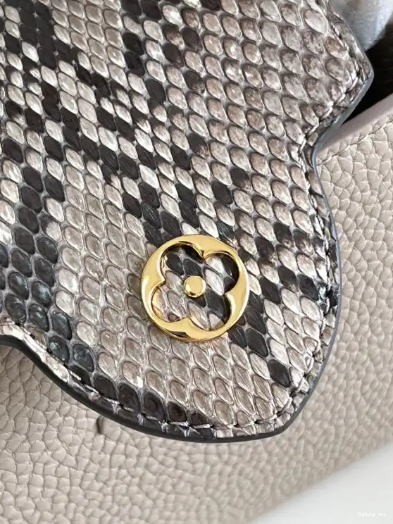 MINI LOUIS VUITTON CAPUCINES 0612